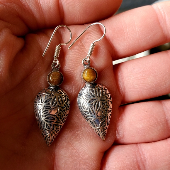 New Tiger Eye Silver Earrings. - Picture 5 of 5